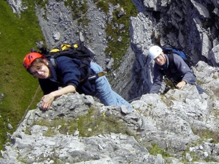 Susanne auf dem Klettersteig